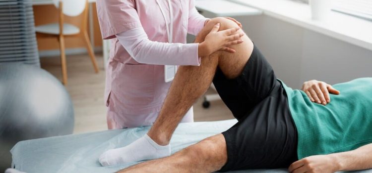 Knee replacement surgery recovery tips